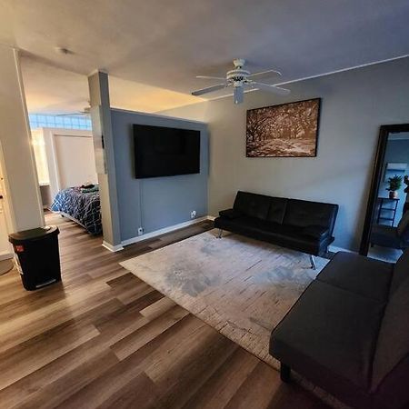 Blue Shark *W7* @ Montrose 1Br Private King Loft Appartement Houston Buitenkant foto